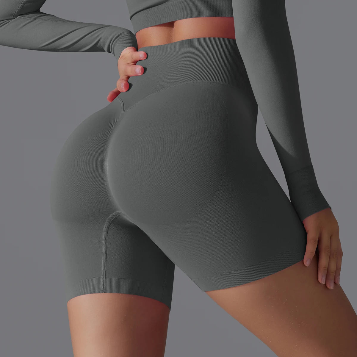Women’s Seamless Yoga Shorts – Sculpting Comfort with Athletic Elegance