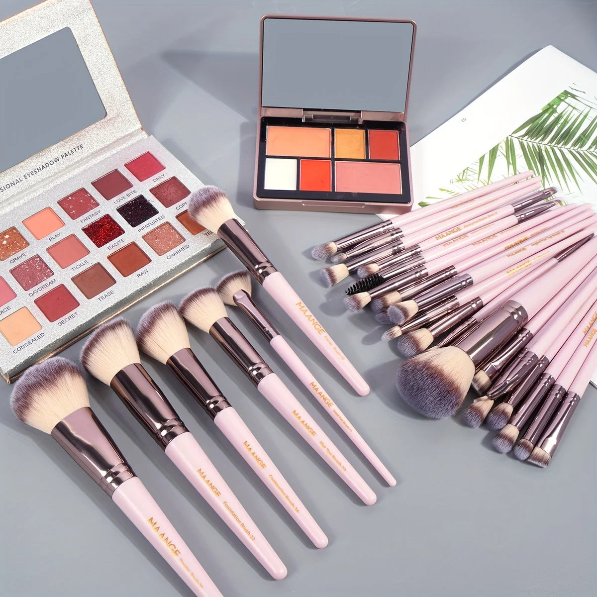 MAANGE 30PCS Professional Makeup Brush Set