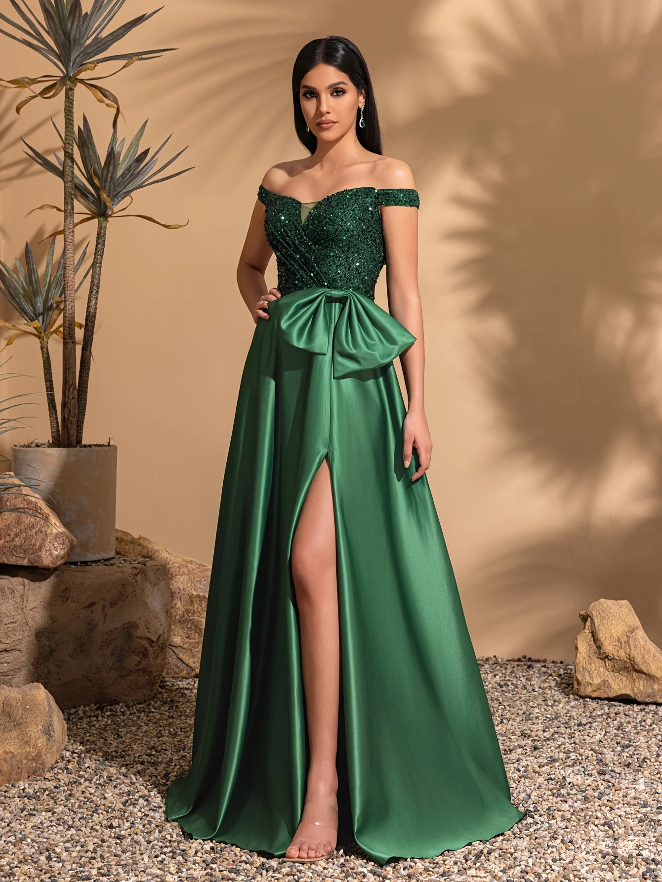 Make a sophisticated statement in this elegant one-shoulder evening dress, designed to blend timeless femininity with modern glamour
