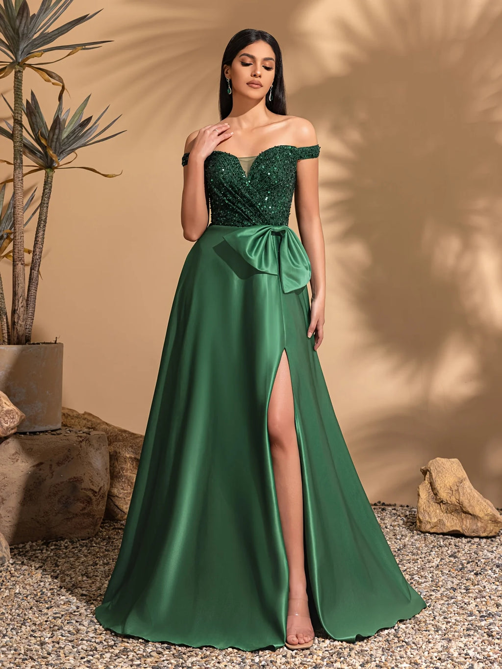 Make a sophisticated statement in this elegant one-shoulder evening dress, designed to blend timeless femininity with modern glamour